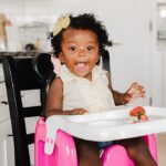Imaginaction Minnie Booster Seat - Image 2