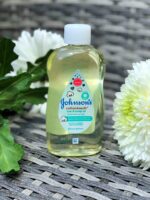 Johnsons Baby Cotton Touch Hair and Scalp Oil - Image 2