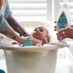 Johnsons Cottontouch 2 in1 Wash 500ml - Image 2